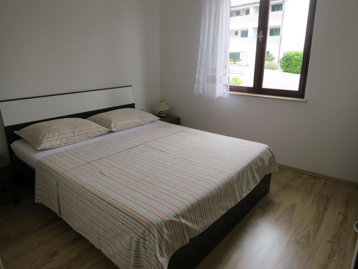 Apartment Josipa Malinska Habitación foto